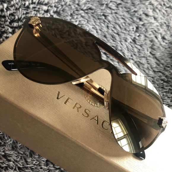 Versace Gold Glam Medusa Sunglasses - Picture 2 of 6